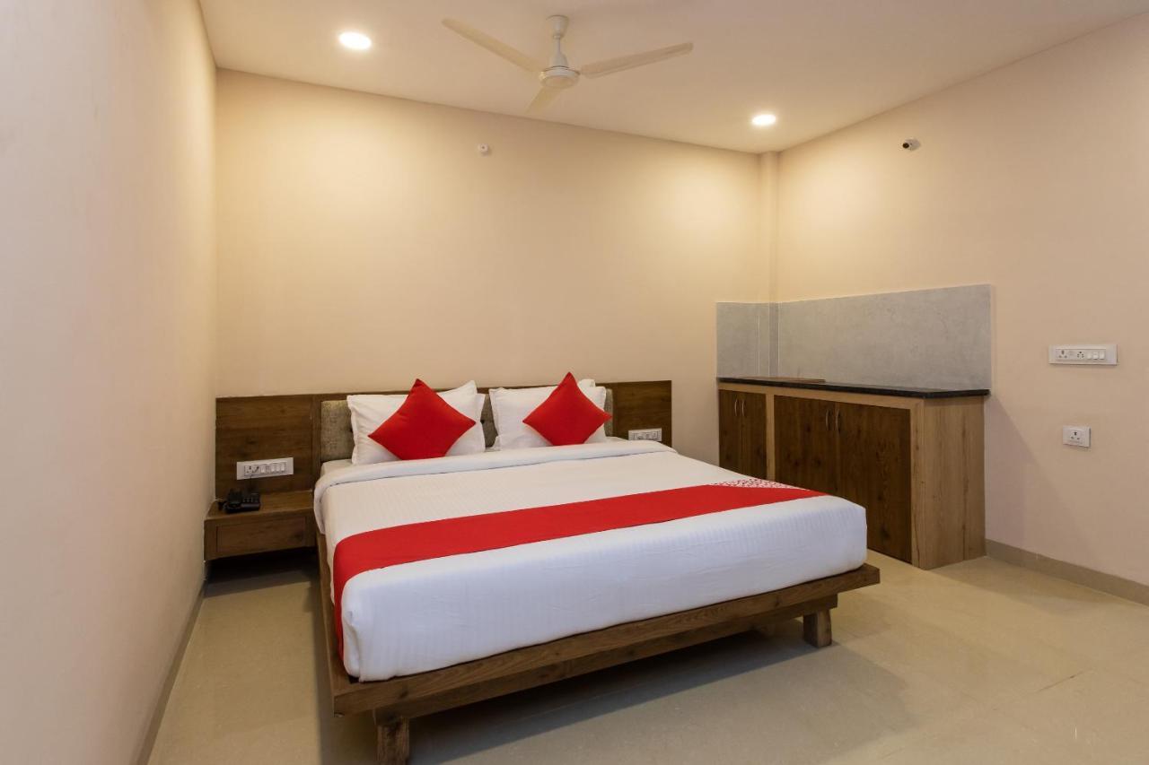 Oyo 75956 Hotel Grand Rourkela Dış mekan fotoğraf